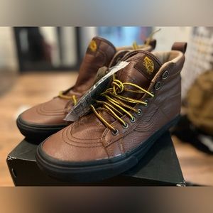 VANS Leather sk8 MTE Sneakers Men Size 10.5 Brand New No Box NWT